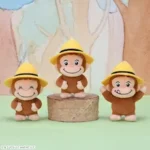 おさるのジョージ ぽってりマスコット 黄色い帽子